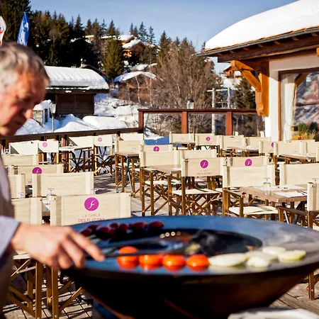 Les Flocons Куршевель
