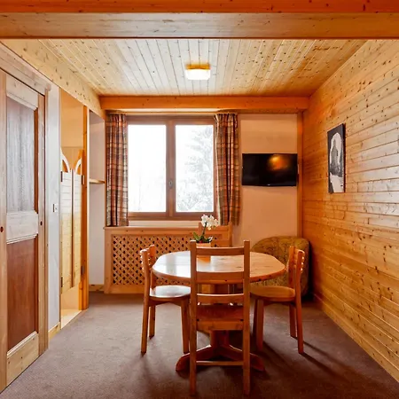 Les Flocons 3* Куршевель