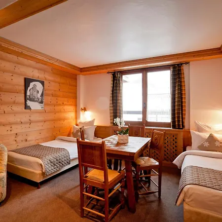 Hotell Les Flocons 3*