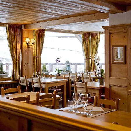 Les Flocons Hotel