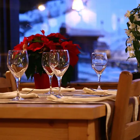 Hotell Les Flocons 3*