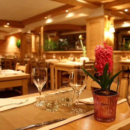 Hotell Les Flocons Courchevel