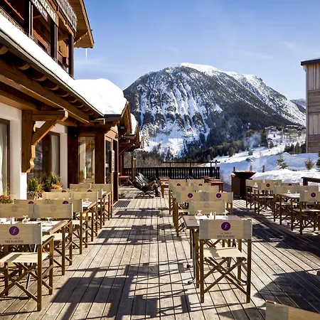 Hotell Les Flocons 3*