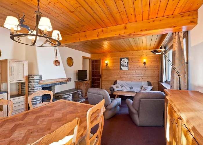 Les Flocons Szálloda 3*