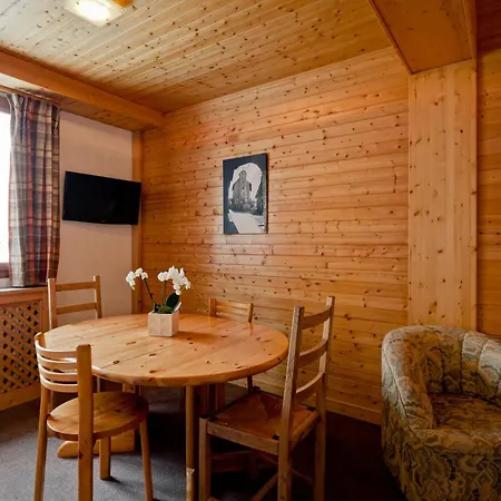 Les Flocons 쿠쉐벨