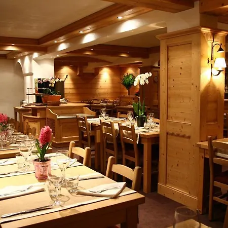 Les Flocons 3* 쿠쉐벨